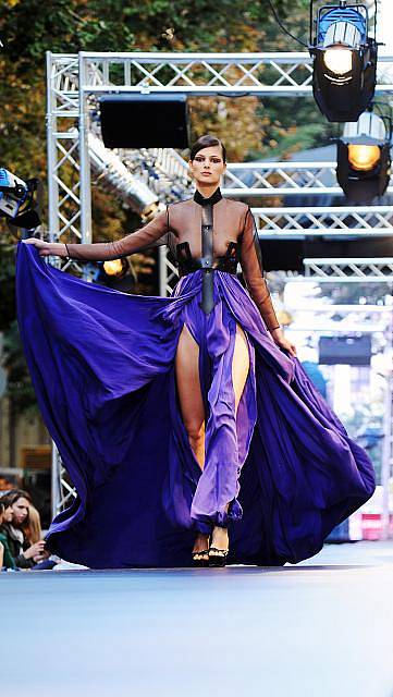 V centru Prahy se uskutečnili ve dnech 25.- 26. září módní přehlídky v rámci festivalu Prague Fashion Weekend.