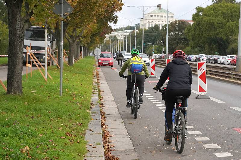 Revitalizace cyklotrasy v úseku Podolská vodárna - plavecký bazén Podolí.