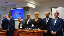 Koalice vládnoucí Středočeskému kraji představila v pondělí hodnocení své činnost po dvou letech – v polovině volebního období.