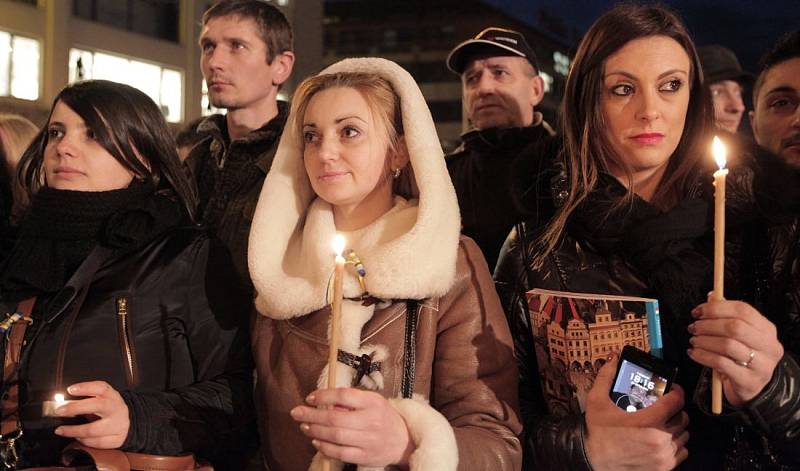 Demonstrace Ukrajinců kvůli součastné situaci na Ukrajině. Václavské náměstí 20.února.