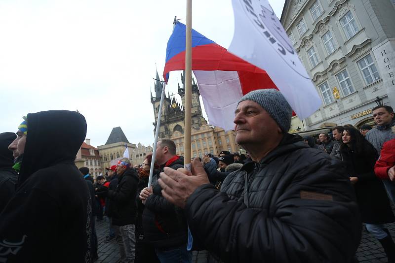 Demonstrace na Staroměstském náměstí v neděli 10. ledna 2021.