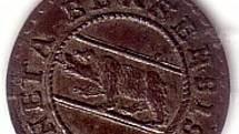 Druhý nejstarší exponát ve sbírce – mince švýcarského města Bern, které má ve znaku medvěda, z roku 1797.