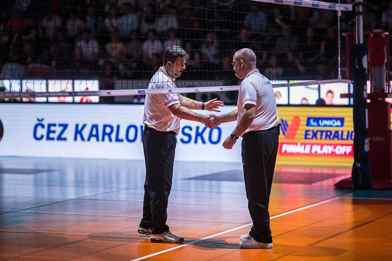 Finále mezi pražskými Lvy a Karlovarském je srovnané 2:2. Rozhodne závěrečný pátý zápas.