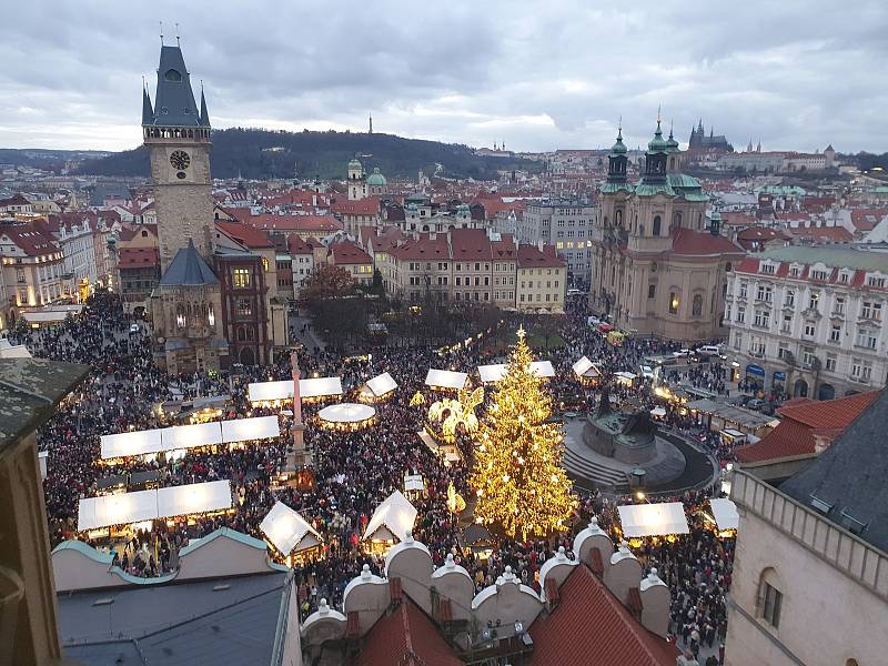 Na Staroměstském náměstí byl zahájen advent.