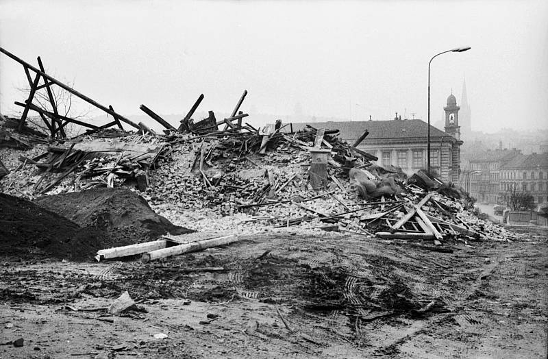 Výstava Žižkov přežil, Žižkov žije dál ke 40. výročí asanace této pražské čtvrti.