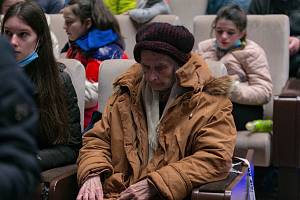 Mezi uprchlíky z Ukrajiny jsou i starší lidé