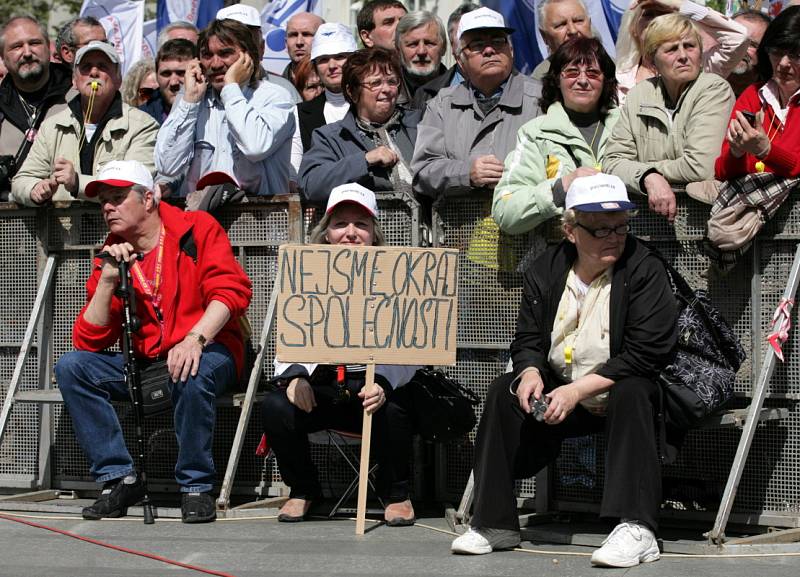 Demonstrace v Praze v sobotu 21.dubna na Václavském náměstí. 