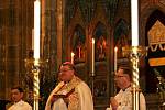 Požehnání koledníkům od pražského arcibiskupa Dominika Duky v chrámu sv. Víta a Tříkrálový pochod ve čtvrtek 5. ledna.