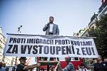 Demonstrace proti imigraci se uskutečnila ve středu 1. července na Václavském náměstí v Praze.