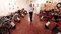 Výstava historických motocyklů JAWA na Chvalském zámku, otevřena denně do 25. dubna