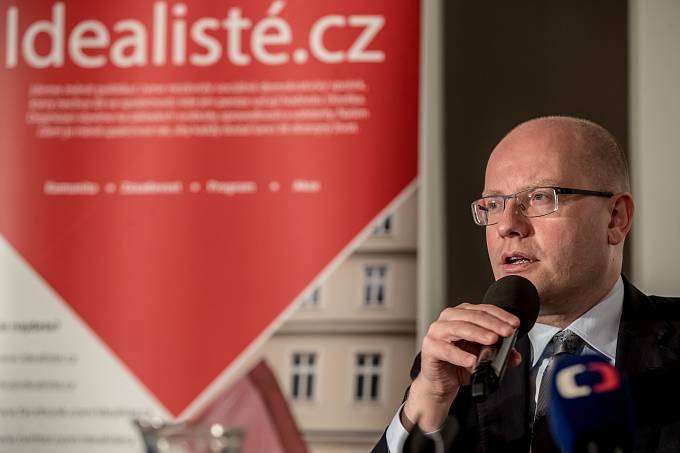 Premiér Bohuslav Sobotka navštívil v Praze debatu, kterou pořádali Idealisté.cz.
