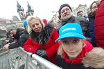 Z předvolební kampaně 'Všichni za pravdu!' na podporu prezidentského kandidáta Petra Pavla na Staroměstském náměstí v Praze.