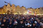 Předvolební kampaň 'Všichni za pravdu!' na podporu prezidentského kandidáta Petra Pavla na Staroměstském náměstí v Praze