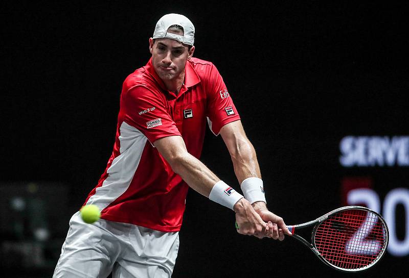 Laver cup, hraný 22. září v Praze. Zápas Dominic Thiem,Team Europe proti John Isner, Team World