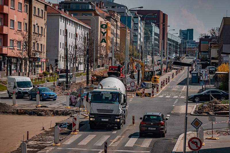 Rekonstrukce tramvajové trati a prodloužení kolejí až ke stanici metra Pankrác.