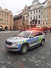 Policie uzavřela část Staroměstského náměstí z důvodu nálezu podezřelého předmětu.