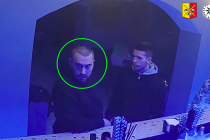 Podezřelý z napadení nožem v hudebním klubu v Praze 7.