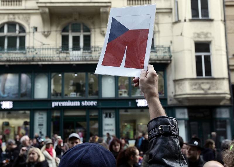 Výročí Sametové revoluce v Praze 17. listopadu.