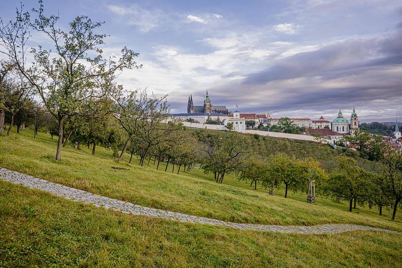 Petřínské sady.