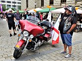 15. MDA RIDE, největší motocyklová charitativní akce v Česku, se koná v prostoru mezi budovami Národního muzea na Václavském náměstí.