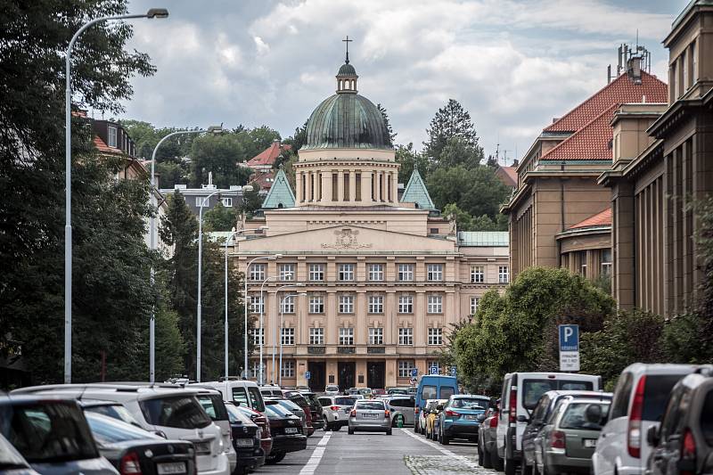 Praha Neznámá v okolí Vítězného náměstí v Praze