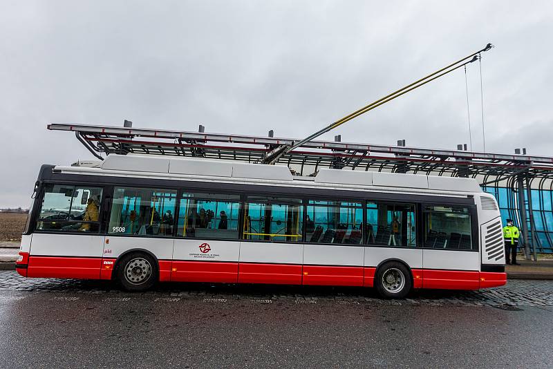 Slavnostní zahájení stavby trolejbusové tratě Palmovka – Prosek a Letňany – Čakovice v rámci projektu elektrifikace autobusové linky č. 140 Palmovka – Miškovice, která se po dokončení stavebních prací změní na trolejbusovou linku č. 58.