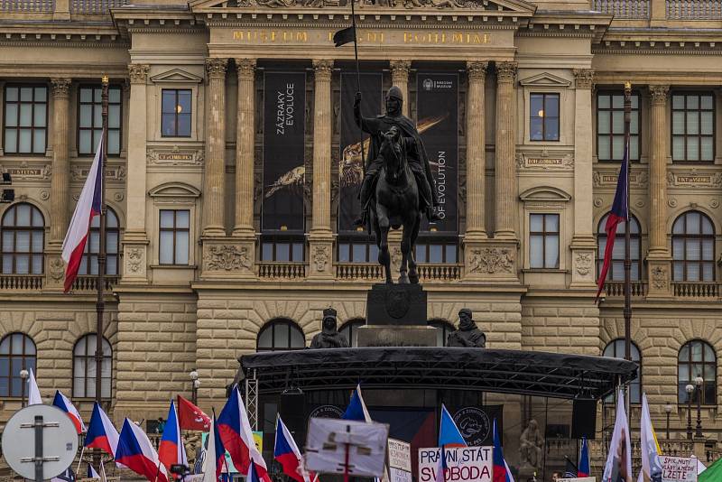 Demonstrace proti povinné vakcinaci, Praha 9. ledna 2022.