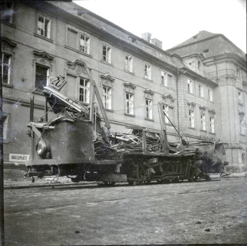 Karel Raška zažil bombardování Prahy v roce 1945.