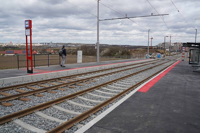 Slavnostní zahájení provozu na nové tramvajové trati Sídliště Barrandov - Holyně.