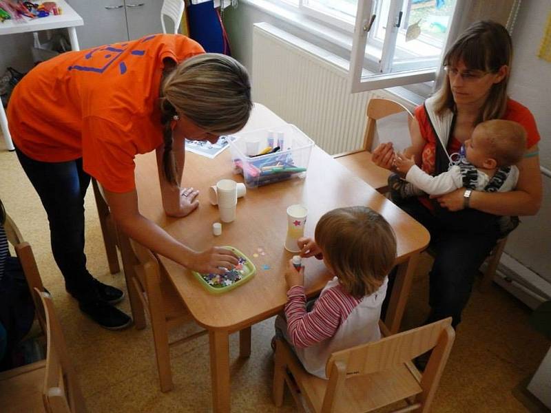 Vedení čakovického domu dětí a mládeže dělá pro děti řadu nejrůznějších akcí.