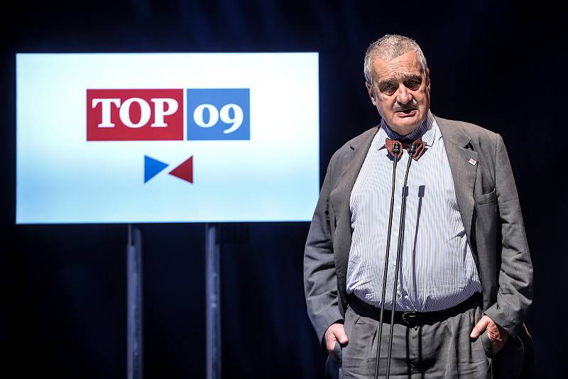 TOP 09 představila 30. května v Praze svoji volební kampaň do podzimních voleb. Na snímku Karel Schwarzenberg.