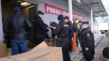 Pražští policisté přes koncem roku zintenzivnili kontroly prodejců pyrotechniky.
