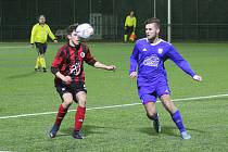 Pražské fotbalové soutěže odstartoval v pátek večer zápas 1. A třídy Štěrboholy - Xaverov.