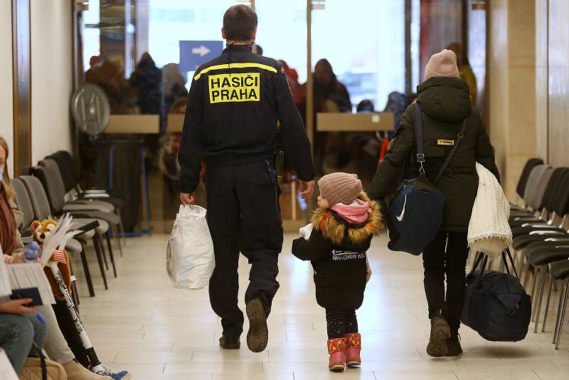 Z tiskové konference k aktuální situaci v provozu metropolitního asistenčního centra pomoci Ukrajině.