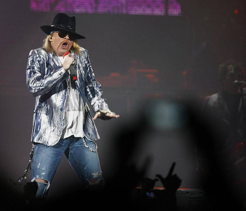 Americká rocková skupina Guns N´Roses vystoupila 27. září v pražské O2 Areně v rámci turné k desce Chinese Democracy.