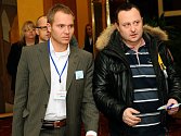 Někdejší starosta Prahy 10 Milan Richter (vlevo) a podnikatel Tomáš Hrdlička ještě jako člen ODS. Před pěti lety občanští demokraté vlivného lobbistu ze svých řad vyloučili.