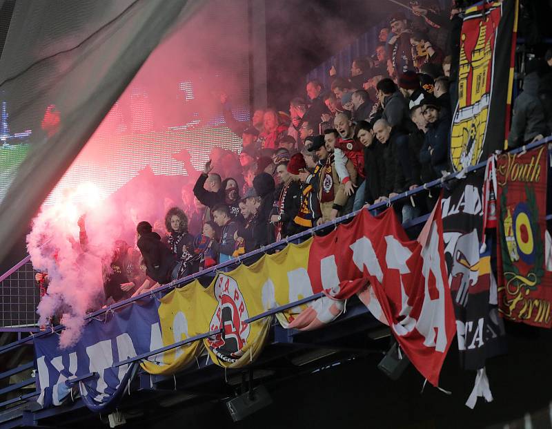 Zápas fotbalové Fortuna ligy mezi týmy AC Sparta Praha a FC Viktoria Plzeň na Letné.