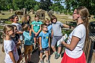 Výhodná nabídka Zoo Praha pro školy poskytuje možnost doplnit výuku přírodovědných předmětů.