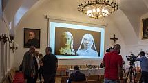 Z digitální projekce pravděpodobného portrétu sv. Ludmily v Arcibiskupském paláci v Praze.