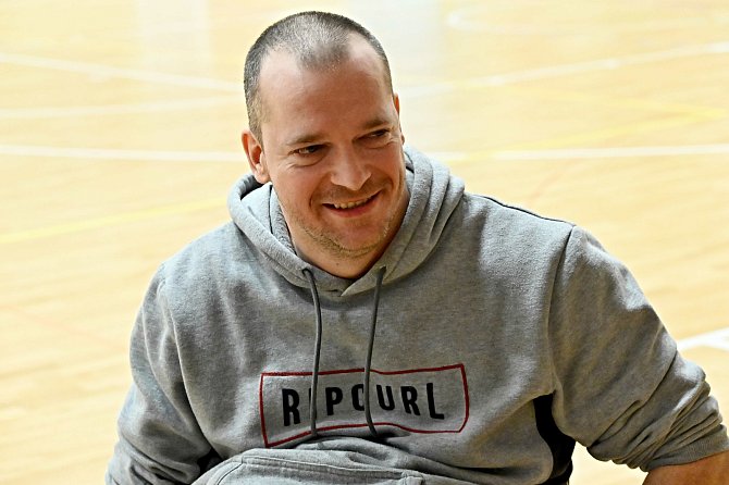 Jiří Pleško je členem ragbyového týmu vozíčkářů Prague Robots,