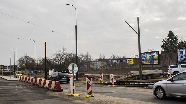 Výstavba tramvajové trati z Modřan do Libuše.