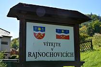 Vesnička Rajnochovice s 533 obyvateli leží na úpatí Hostýnsko-vsetínské vrchoviny. Na snímku z 6. září 2021.