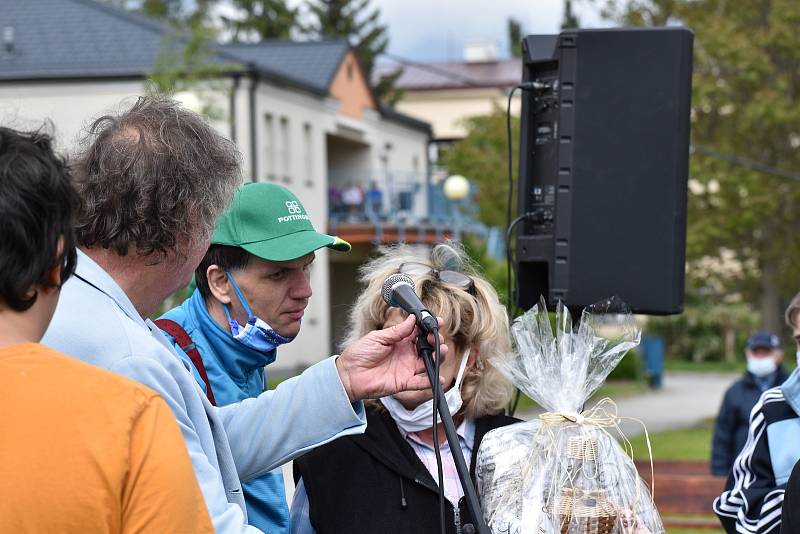 Koncert Standy Hložka v Domově pro osoby se zdravotním postižením Barborka v Kroměříži.