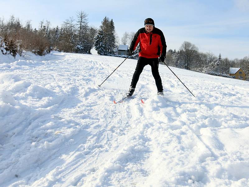 Běžkaři v Hostýnských vrších v okolí Tesáku a Trojáku.