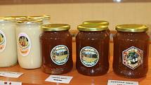 V Bystřici pod Hostýnem se konal už tradiční Medový den. Návštěvníci si mohli nejen medové výrobky koupit, ale i ochutnat.