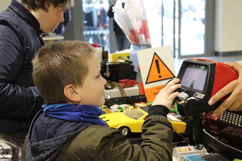 Auto moto burza a bleší trh na kroměřížském Výstavišti