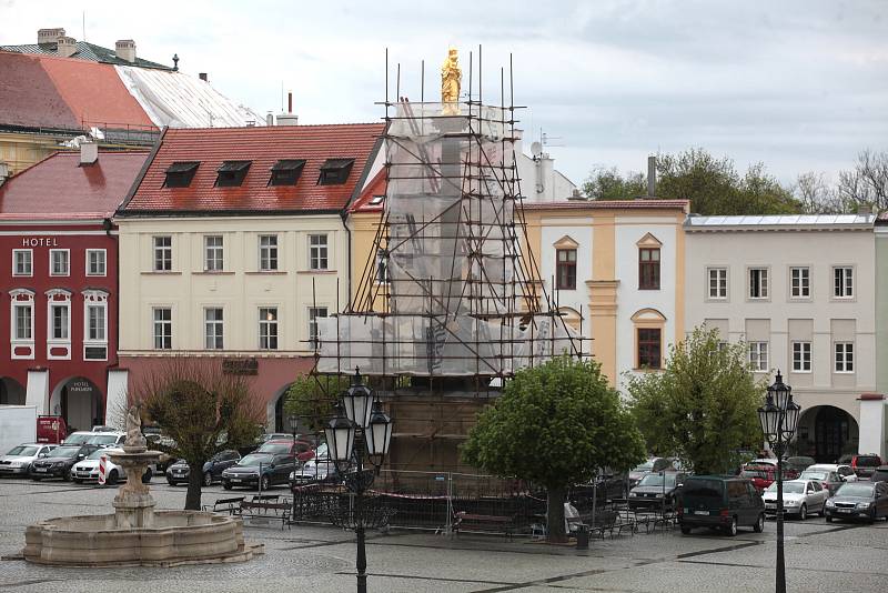 Morový sloup na kroměřížském Velkém náměstí.