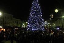 Vánoční strom v Holešově v roce 2014. Ilustrační foto