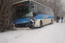 Nehoda autobusu. Ilustrační foto