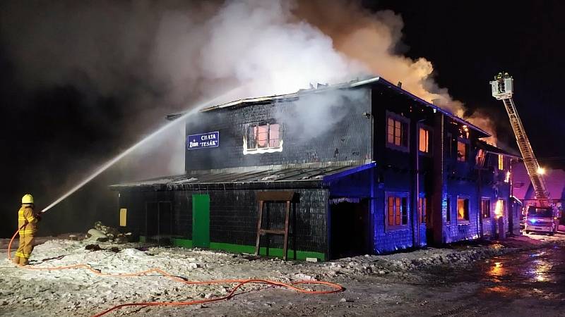 Požár chaty Tesák v Hostýnských vrších, 29. ledna 2022